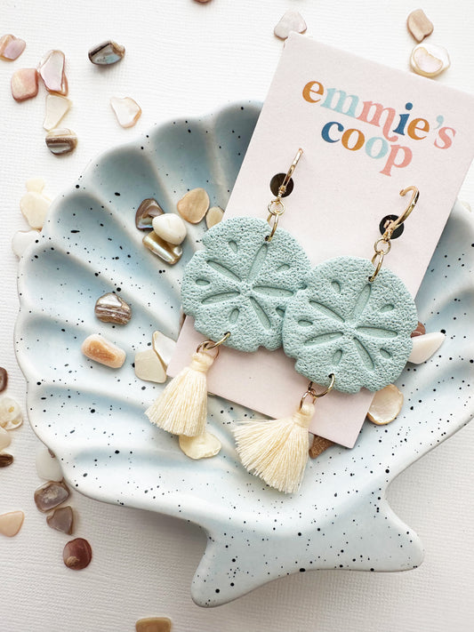 mint sand dollar // huggies