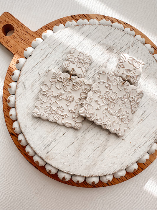 cream scalloped dangles // the Hattie