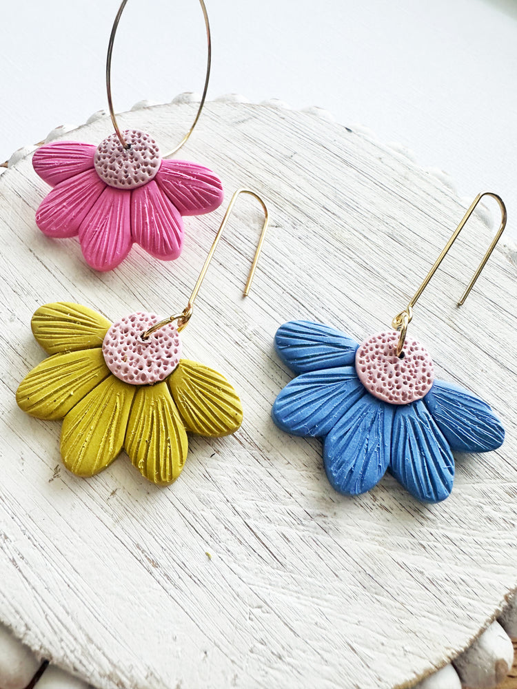 daisy dangles