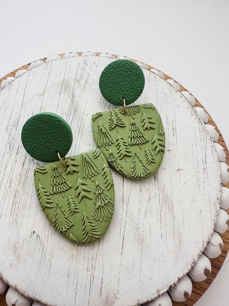 Christmas dangles // the Carlie