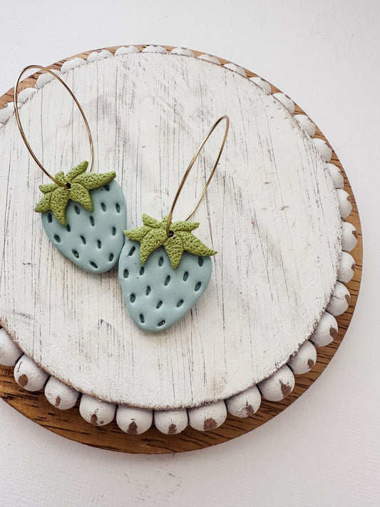 Strawberry hoops